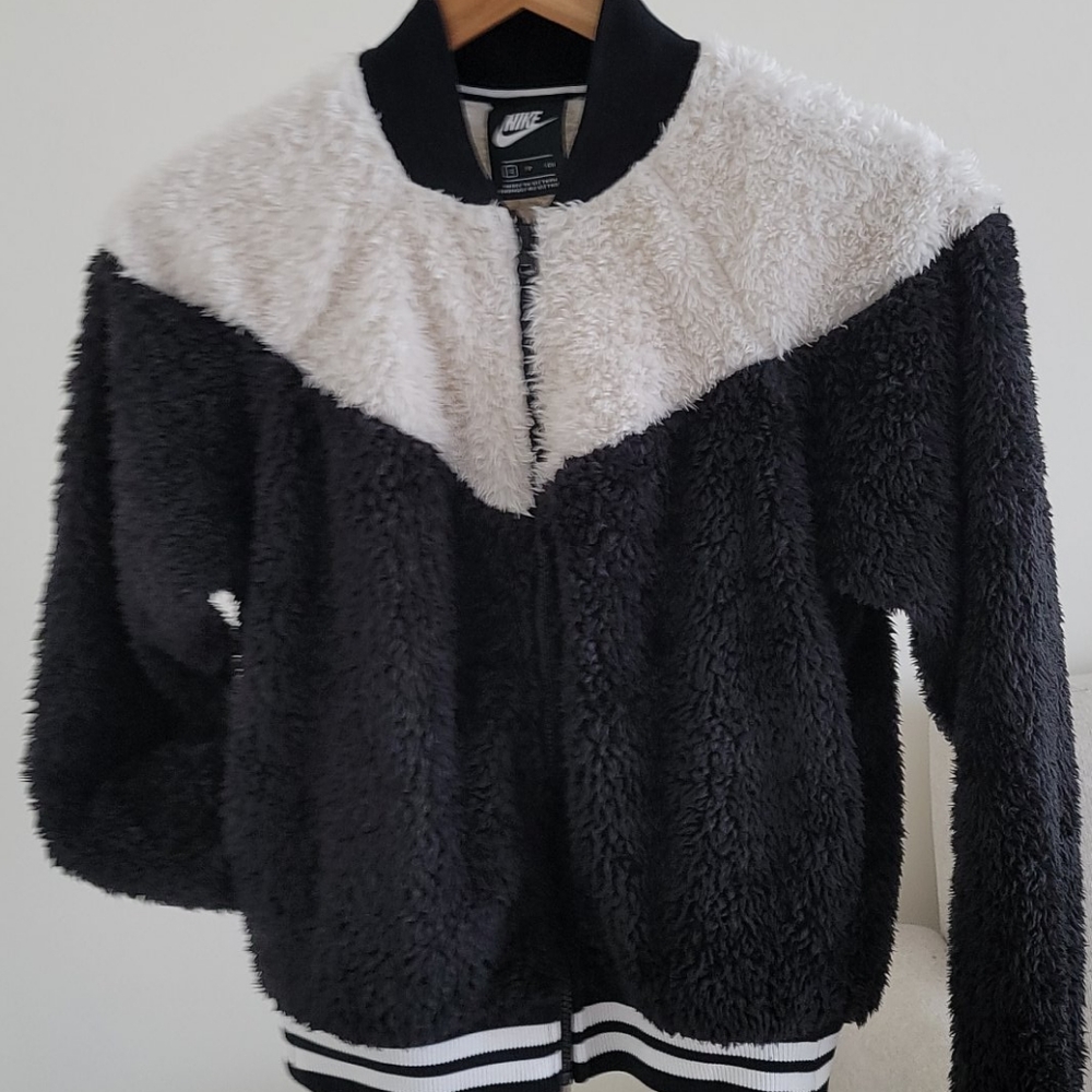 Nike Women's Sportswear Sherpa Bomber Jacket - Picture 4 of 6